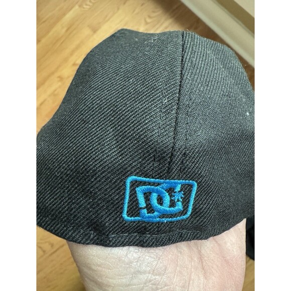 New Era DC Drip Cap Mens 7 1/4 Embroidered Skateboard Rob Dyrdek 2010 - Picture 3 of 6